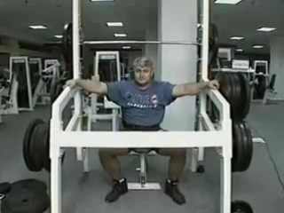 barbell press seated for deltoid muscles